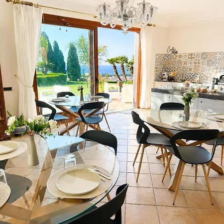 Couette-café Degli Ulivi 4*